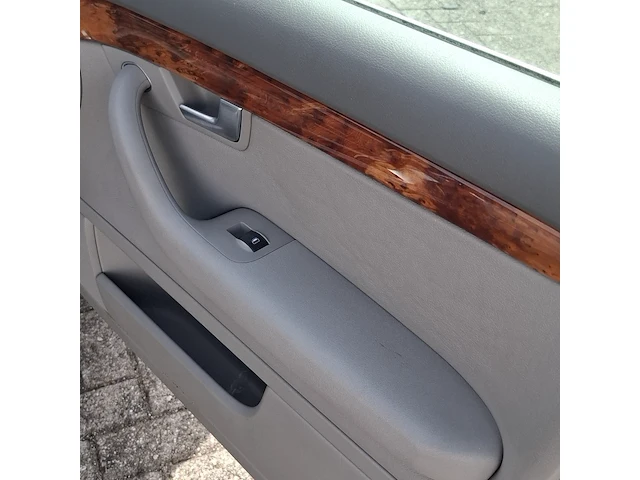 Personenauto, audi, a4, grijs, 2003 - afbeelding 37 van  46