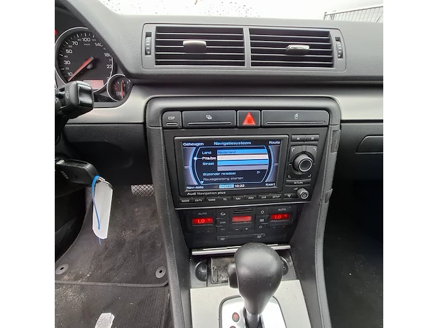 Personenauto audi, a4 limousine 1.8, grijs, bouwjaar 2005 - afbeelding 9 van  42