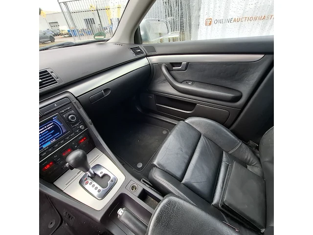 Personenauto audi, a4 limousine 1.8, grijs, bouwjaar 2005 - afbeelding 13 van  42