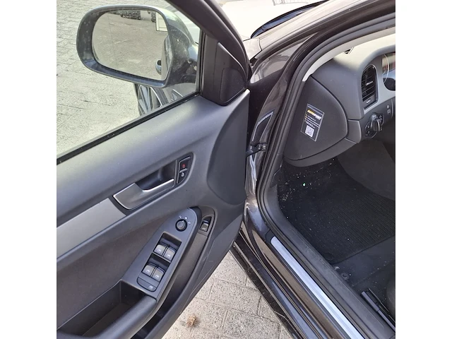 Personenauto, audi, a4 limousine 1.8 tfsi, grijs, 2008 - afbeelding 11 van  47