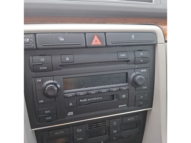 Personenauto audi, a4 v6 3.0, grijs, bouwjaar 2003 - afbeelding 17 van  46