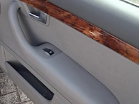 Personenauto audi, a4 v6 3.0, grijs, bouwjaar 2003 - afbeelding 31 van  46