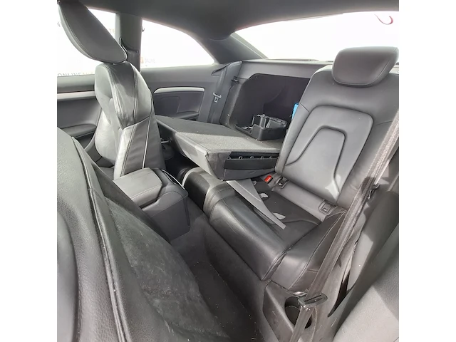 Personenauto, audi, a5 - afbeelding 19 van  42