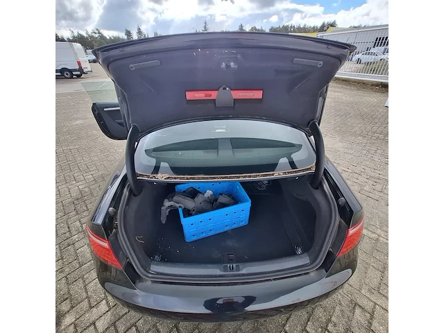 Personenauto, audi, a5 - afbeelding 20 van  42