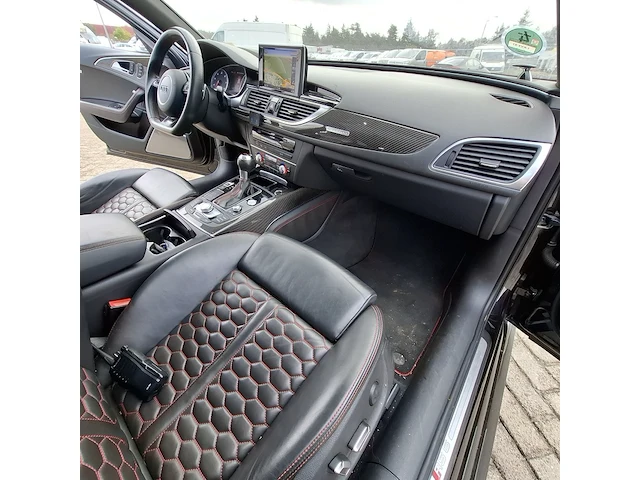 Personenauto audi, a6 avant 4.0 tfsi rs6 quattro, zwart, bouwjaar 2013 - afbeelding 26 van  47