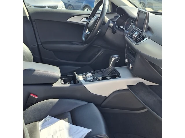 Personenauto, audi, a6 - afbeelding 27 van  50