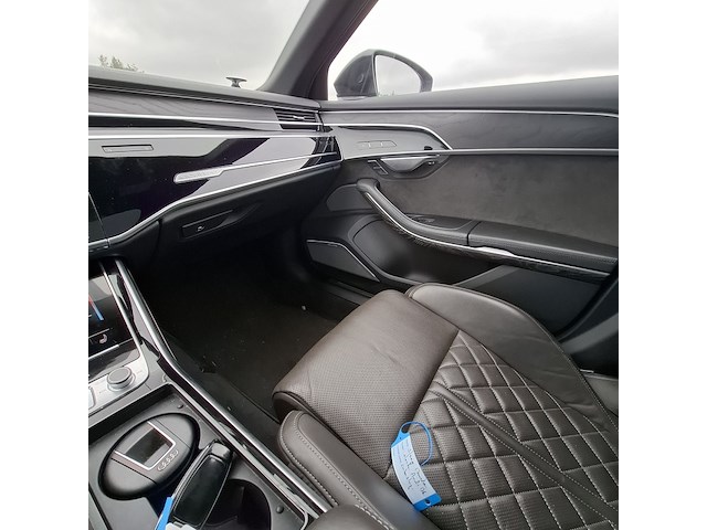 Personenauto, audi, a8, 2021 - afbeelding 39 van  77