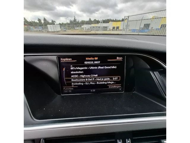Personenauto audi, cabriolet 3.0 tdi quattro, bouwjaar 2012 - afbeelding 8 van  49