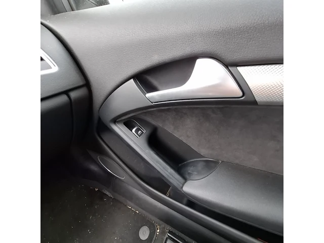 Personenauto audi, cabriolet 3.0 tdi quattro, bouwjaar 2012 - afbeelding 10 van  49
