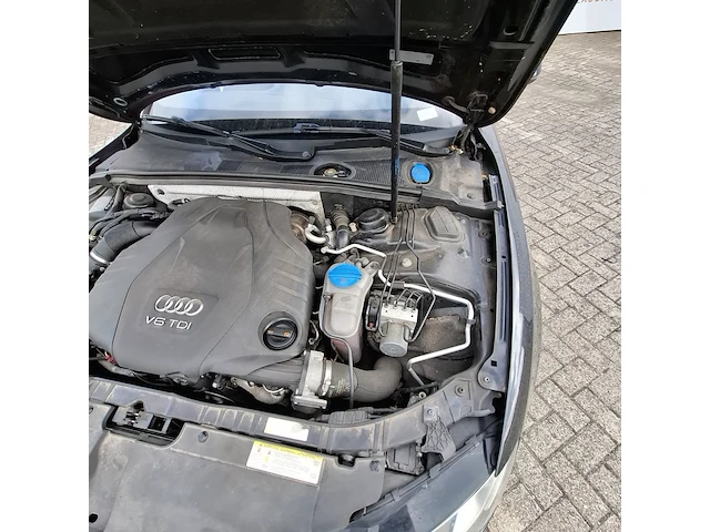 Personenauto audi, cabriolet 3.0 tdi quattro, bouwjaar 2012 - afbeelding 26 van  49
