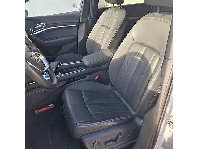 Personenauto audi, e-tron 55 quattro, bouwjaar 2022 - afbeelding 15 van  69