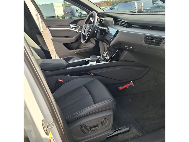 Personenauto audi, e-tron 55 quattro, bouwjaar 2022 - afbeelding 51 van  69