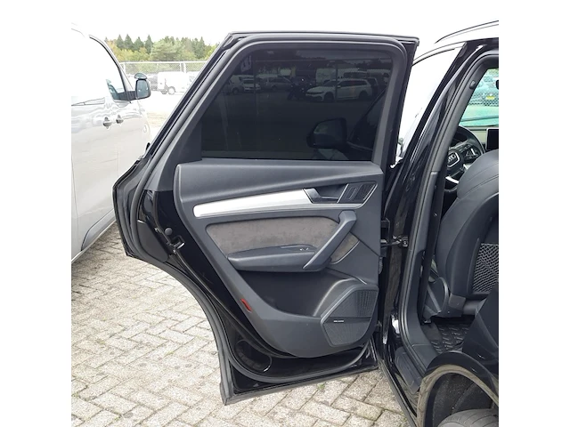 Personenauto audi, q5 3.0 tfsi sq5, zwart, bouwjaar 2019 - afbeelding 44 van  69