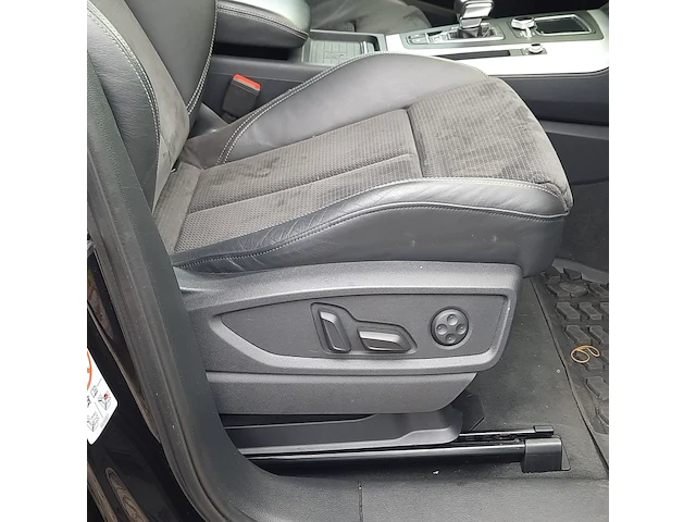 Personenauto audi, q5 3.0 tfsi sq5, zwart, bouwjaar 2019 - afbeelding 54 van  69