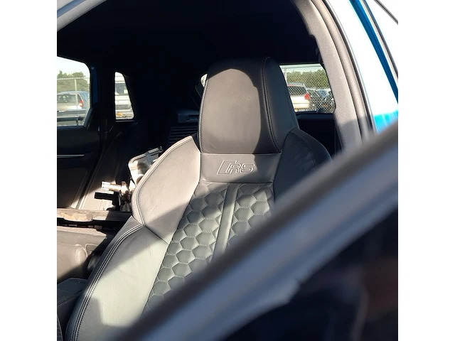 Personenauto, audi, rs3 - afbeelding 25 van  71