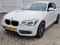 Personenauto bmw, 1-serie 114i, wit, bouwjaar 2013 - afbeelding 1 van  31