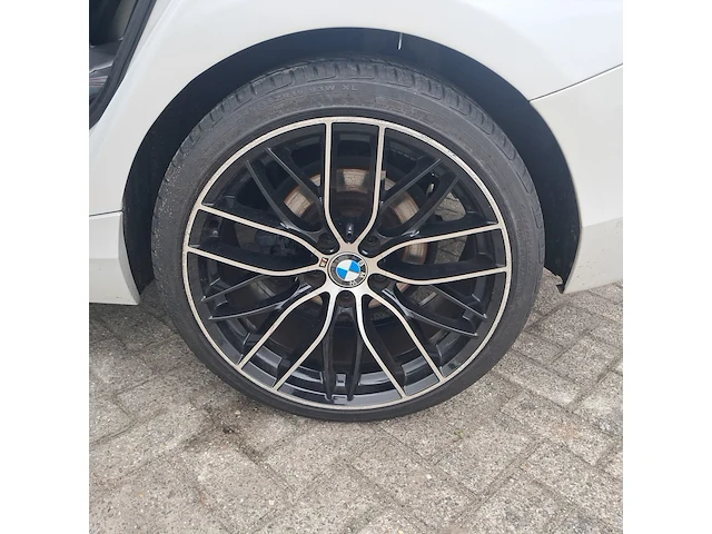 Personenauto bmw, 1-serie 114i, wit, bouwjaar 2013 - afbeelding 17 van  31