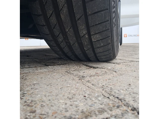 Personenauto bmw, 1-serie 114i, wit, bouwjaar 2013 - afbeelding 21 van  31