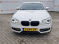Personenauto bmw, 1-serie 114i, wit, bouwjaar 2013 - afbeelding 12 van  31