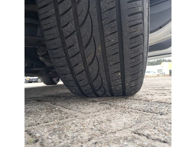Personenauto bmw, 1-serie 114i, wit, bouwjaar 2013 - afbeelding 24 van  31
