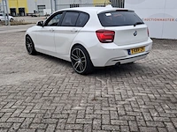 Personenauto bmw, 1-serie 114i, wit, bouwjaar 2013 - afbeelding 29 van  31