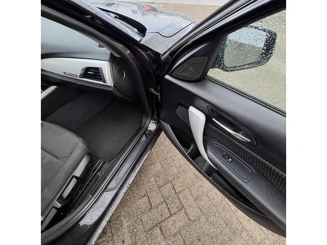 Personenauto bmw, 1-serie 116d, zwart, bouwjaar 2012 - afbeelding 26 van  46