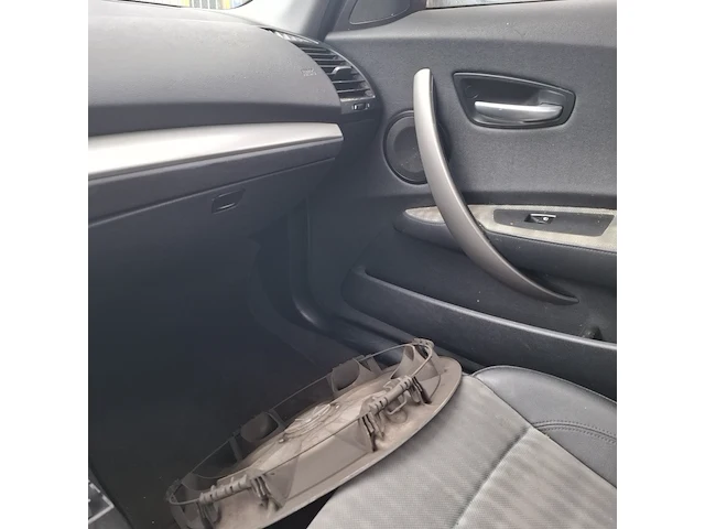 Personenauto, bmw, 1-serie 116i, 2005 - afbeelding 15 van  37
