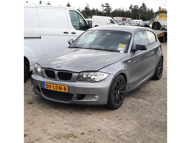 Personenauto bmw, 1-serie 116i, 2010 - afbeelding 12 van  51