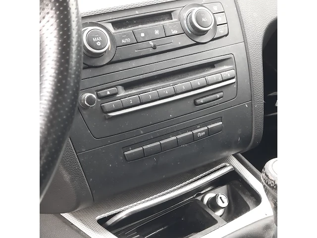 Personenauto bmw, 1-serie 116i, 2010 - afbeelding 31 van  51