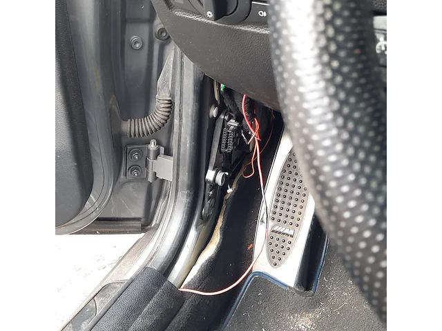 Personenauto bmw, 1-serie 116i, 2010 - afbeelding 37 van  51