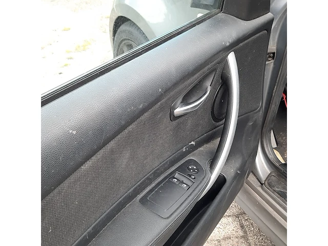 Personenauto bmw, 1-serie 116i, 2010 - afbeelding 41 van  51