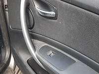 Personenauto bmw, 1-serie 116i, 2010 - afbeelding 46 van  51
