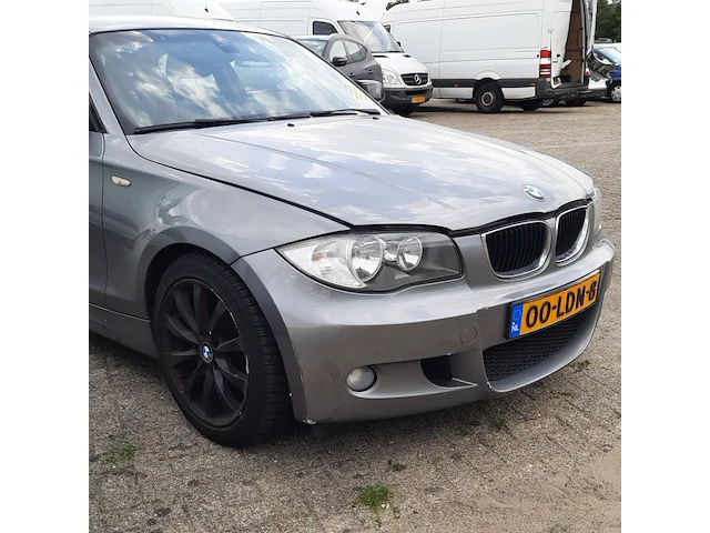 Personenauto bmw, 1-serie 116i, 2010 - afbeelding 45 van  51