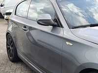 Personenauto bmw, 1-serie 116i, 2010 - afbeelding 48 van  51