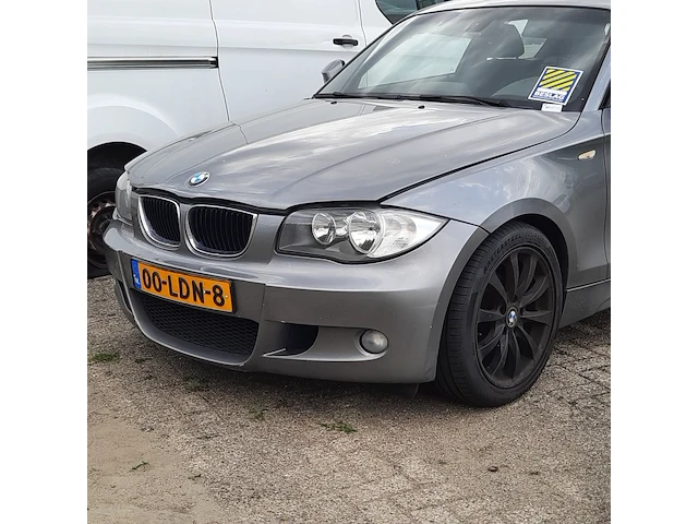 Personenauto bmw, 1-serie 116i, 2010 - afbeelding 49 van  51
