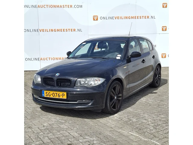 Personenauto bmw, 1 serie 116i, zwart, bouwjaar 2009 - afbeelding 17 van  134