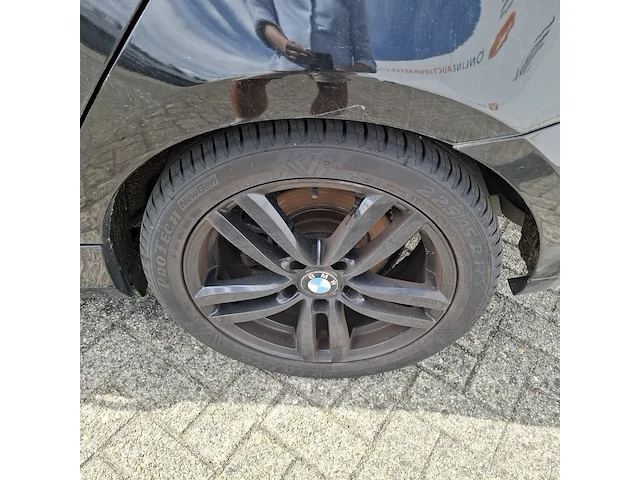 Personenauto bmw, 1 serie 116i, zwart, bouwjaar 2009 - afbeelding 30 van  134