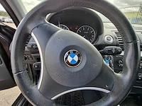 Personenauto bmw, 1 serie 116i, zwart, bouwjaar 2009 - afbeelding 34 van  134