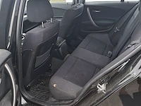 Personenauto bmw, 1 serie 116i, zwart, bouwjaar 2009 - afbeelding 52 van  134