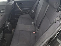 Personenauto bmw, 1 serie 116i, zwart, bouwjaar 2009 - afbeelding 53 van  134
