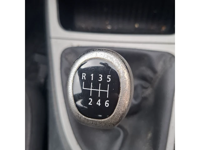 Personenauto bmw, 1 serie 116i, zwart, bouwjaar 2009 - afbeelding 65 van  134