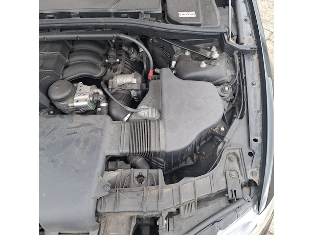Personenauto bmw, 1 serie 116i, zwart, bouwjaar 2009 - afbeelding 78 van  134