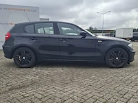 Personenauto bmw, 1 serie 116i, zwart, bouwjaar 2009 - afbeelding 69 van  134