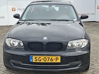 Personenauto bmw, 1 serie 116i, zwart, bouwjaar 2009 - afbeelding 89 van  134
