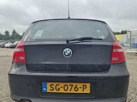 Personenauto bmw, 1 serie 116i, zwart, bouwjaar 2009 - afbeelding 94 van  134