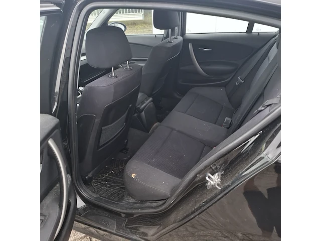 Personenauto bmw, 1 serie 116i, zwart, bouwjaar 2009 - afbeelding 114 van  134