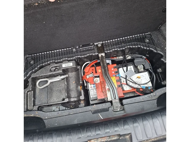 Personenauto bmw, 1 serie 116i, zwart, bouwjaar 2009 - afbeelding 120 van  134