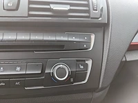Personenauto bmw, 1-serie 116i, zwart, bouwjaar 2012 - afbeelding 24 van  62