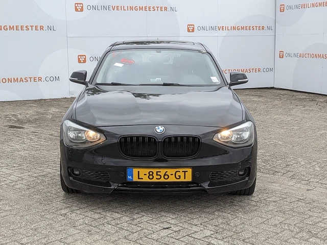 Personenauto bmw, 1-serie 116i, zwart, bouwjaar 2012 - afbeelding 23 van  62