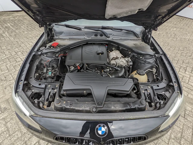 Personenauto bmw, 1-serie 116i, zwart, bouwjaar 2012 - afbeelding 40 van  62